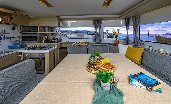 Lagoon 51 - 