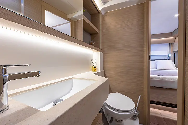 Lagoon 51 - 