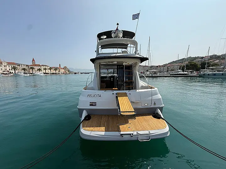 Beneteau Antares 36 - 