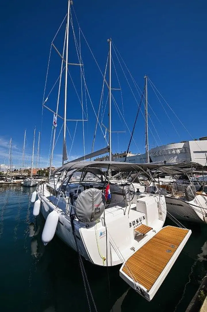 Bavaria C46 - 