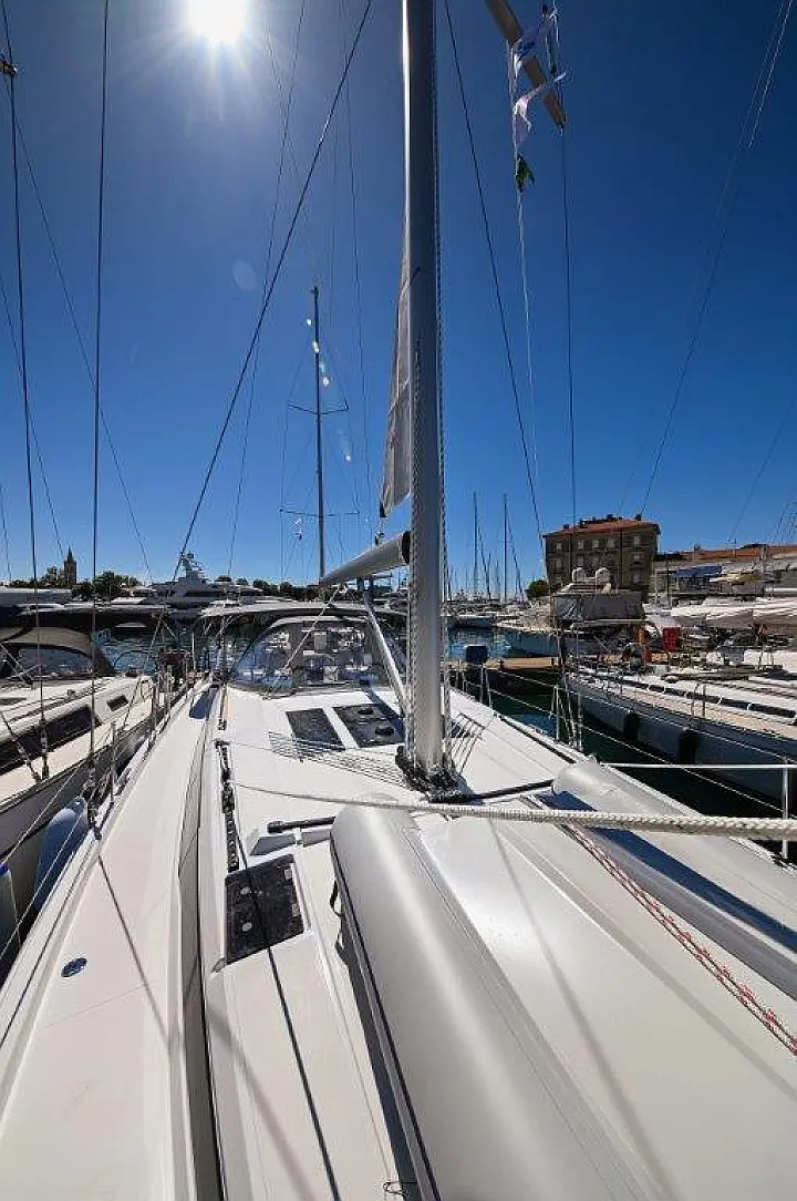 Bavaria C46 - 