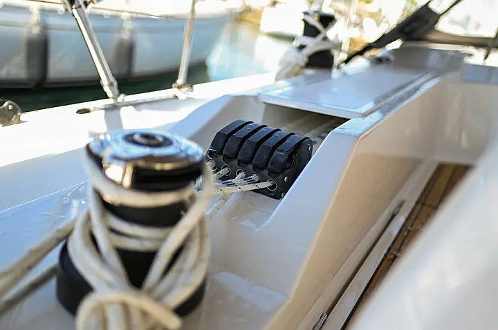 Bavaria C46 - 