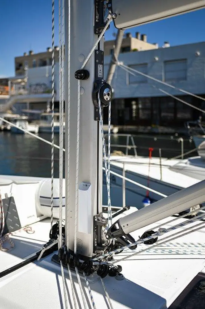 Bavaria C46 - 