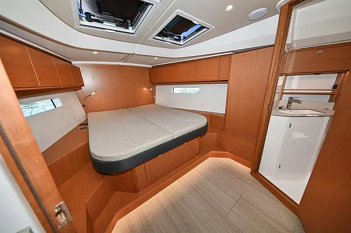 Bavaria C46 - 