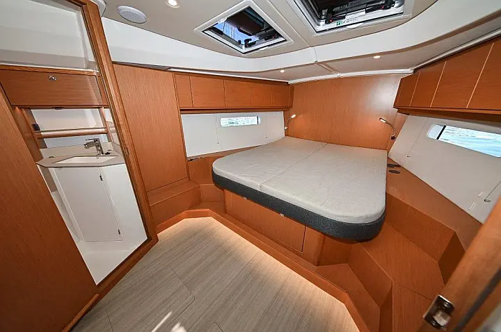 Bavaria C46 - 
