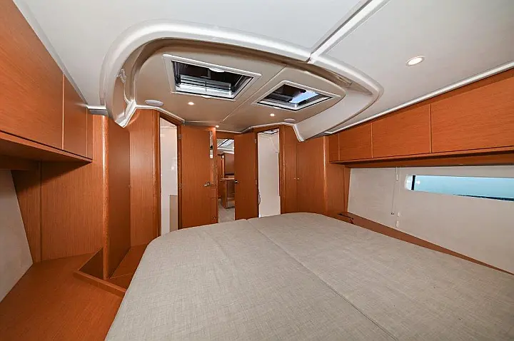 Bavaria C46 - 