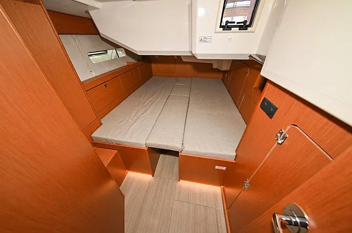 Bavaria C46 - 