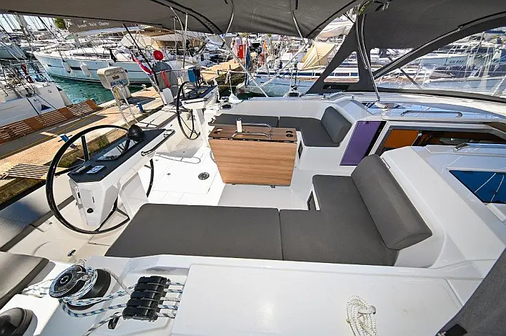 Bavaria C46 - 
