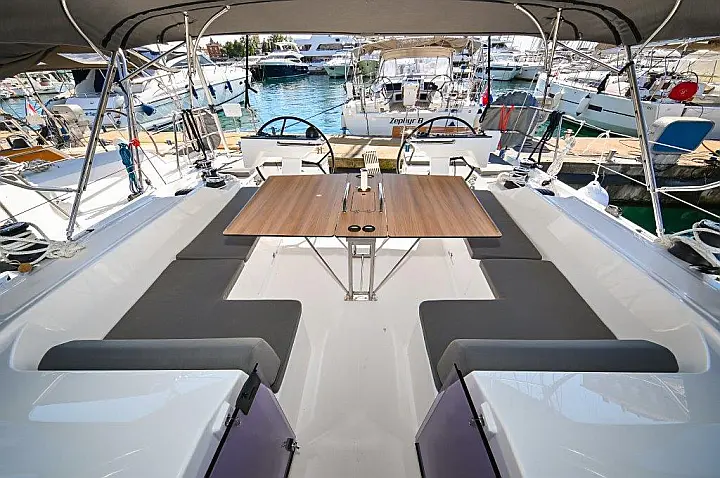 Bavaria C46 - 