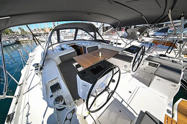 Bavaria C46 - 