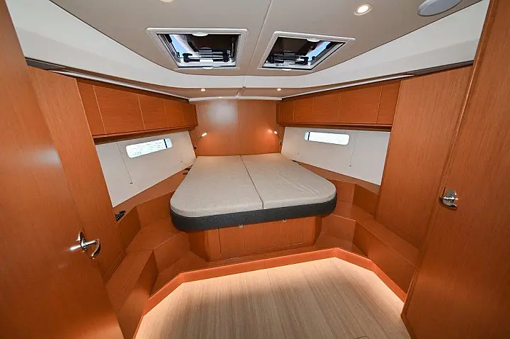 Bavaria C46 - 