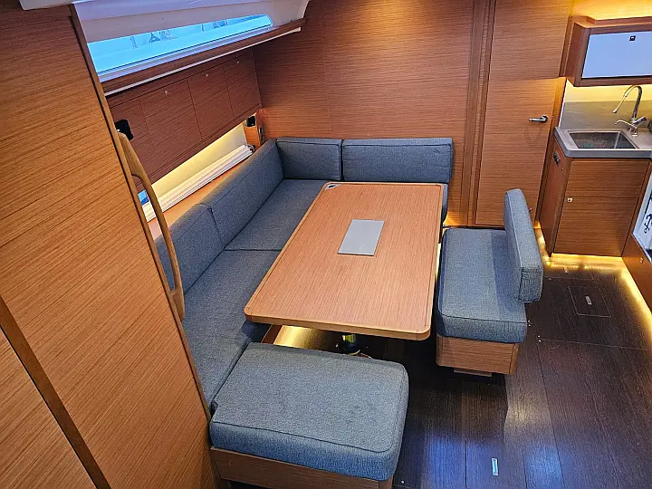 Dufour 470 - 