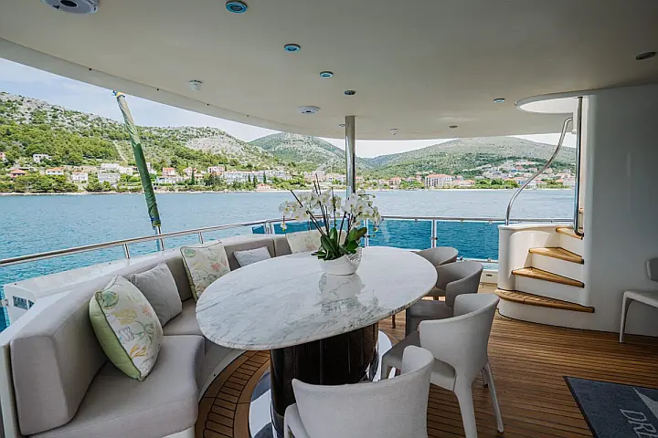 Cyrus Yachts 34M - 