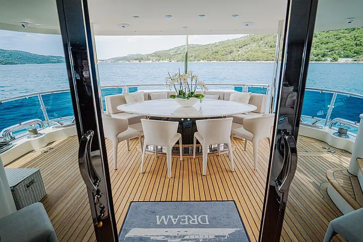 Cyrus Yachts 34M - 