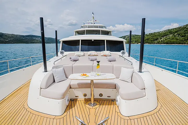 Cyrus Yachts 34M - 