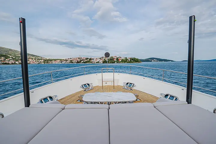 Cyrus Yachts 34M - 