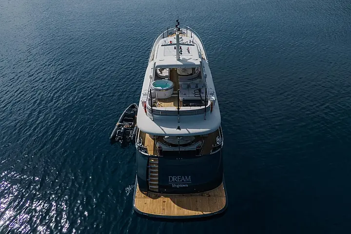 Cyrus Yachts 34M - 
