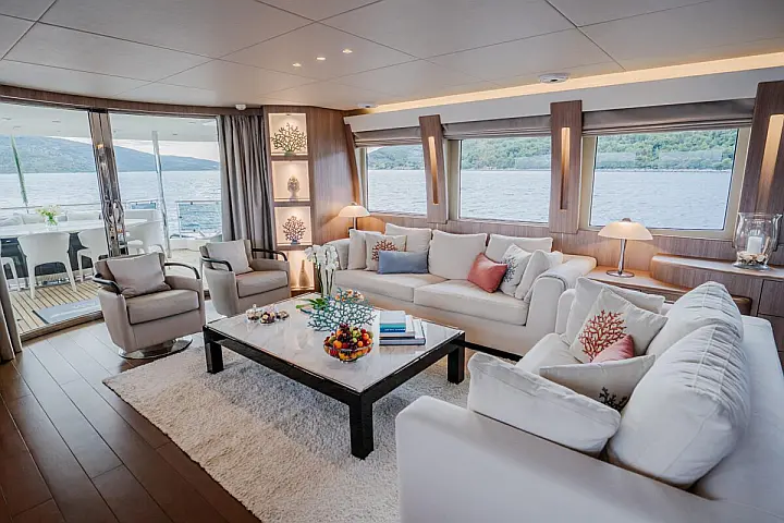 Cyrus Yachts 34M - 