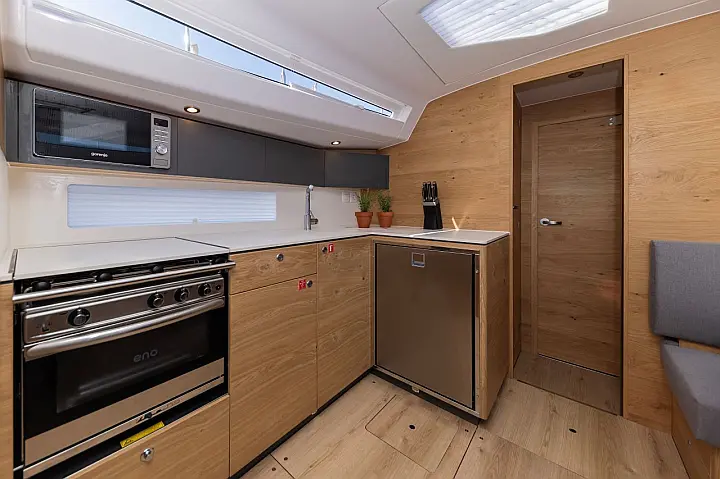 Elan Impression 45 - 