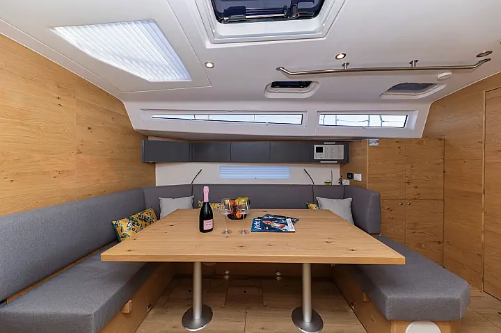 Elan Impression 45 - 