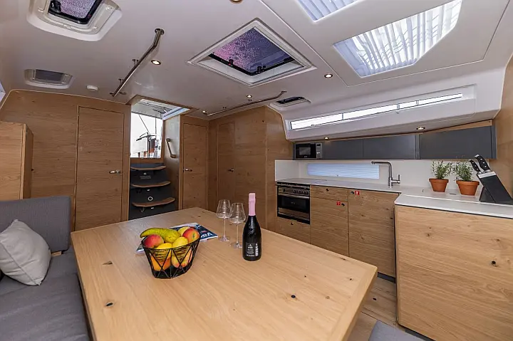 Elan Impression 45 - 