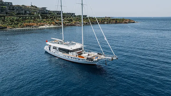 Motorsailer S4 - 