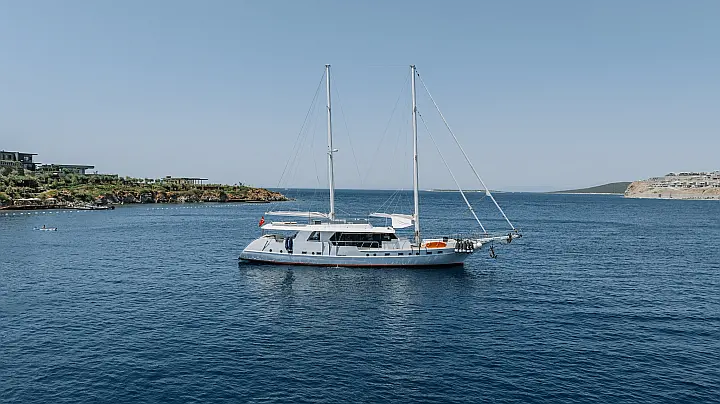 Motorsailer S4 - 