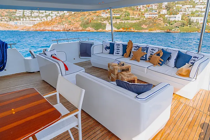 Motorsailer S4 - 