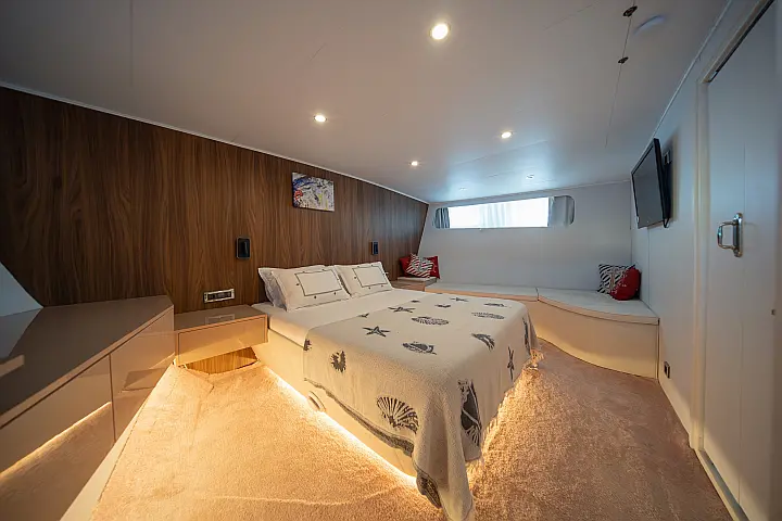 Motorsailer S4 - 