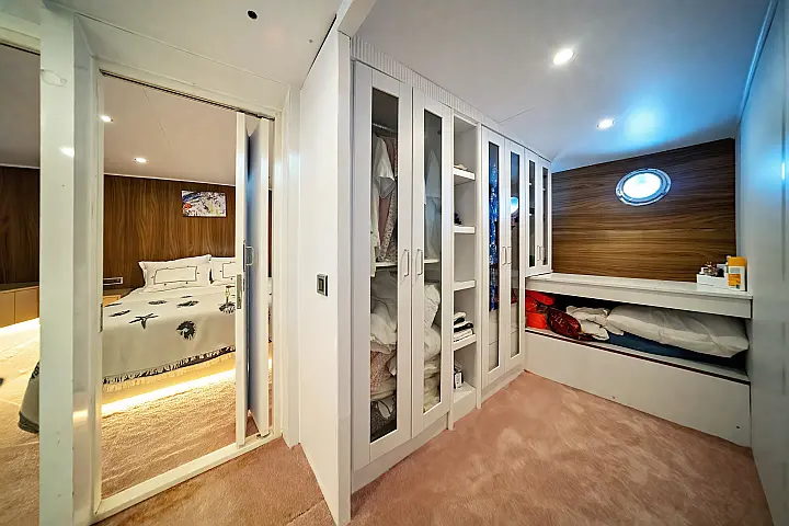 Motorsailer S4 - 