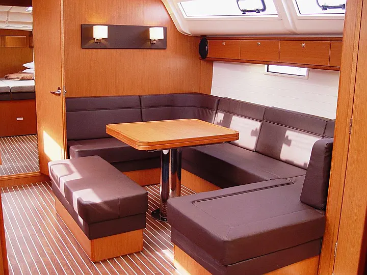 Bavaria Cruiser 51 - 