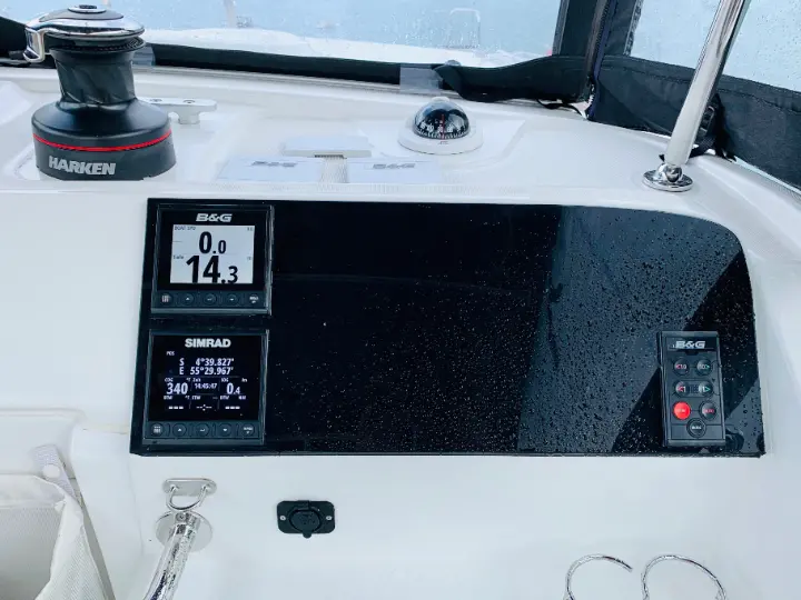 Lagoon 40 - Navigation