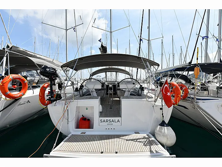 Hanse 458 - External image