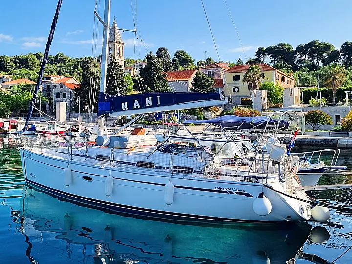 Bavaria Cruiser 37 - 