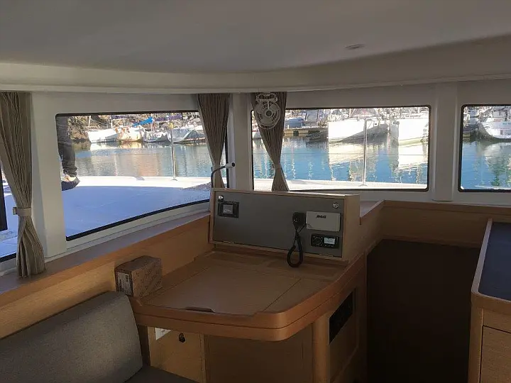 Lagoon 42 - Navigation 2