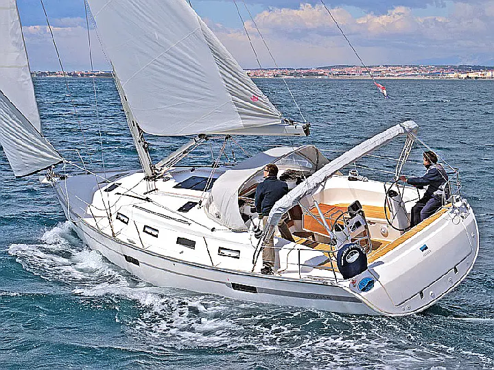 BAVARIA C 40 BT - Exterior images