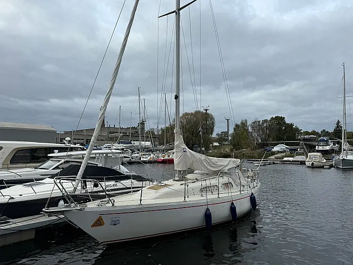 Albin Ballad 30 - 