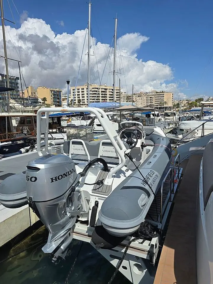 Lagoon Sixty5 - 
