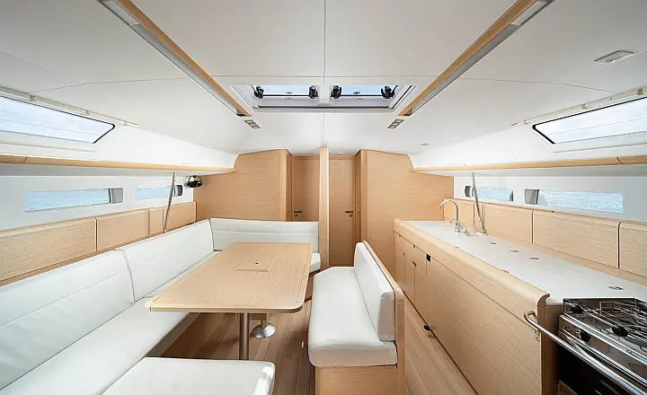 Sun Odyssey 519 - 