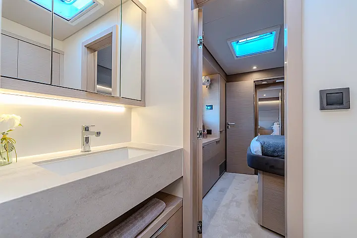 Lagoon 55 - 