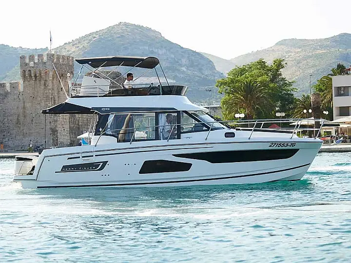 Merry Fisher 1095 FLY - External image