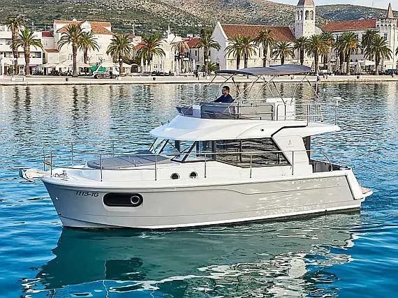 Swift Trawler 30