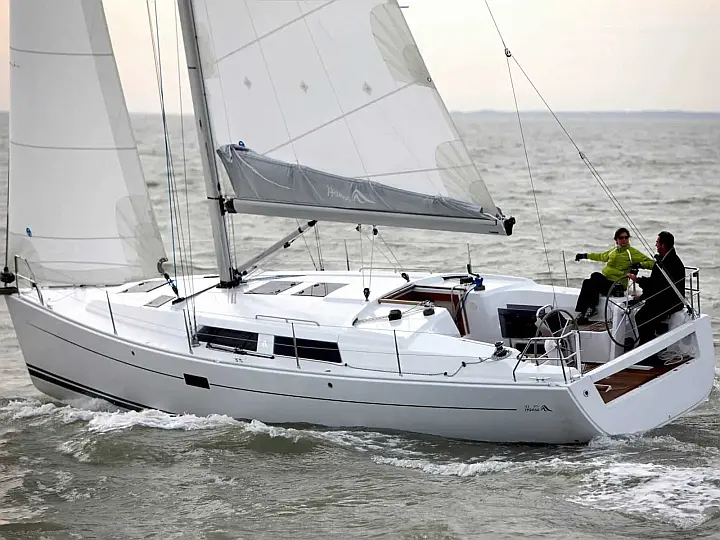 Hanse 375 - External image