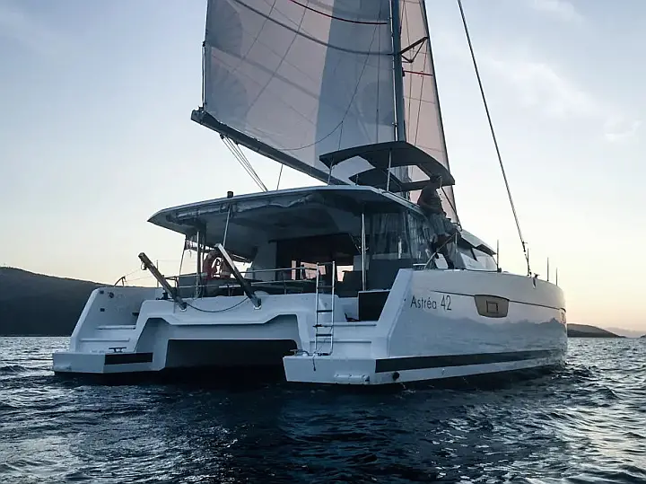 Astréa 42 - External image