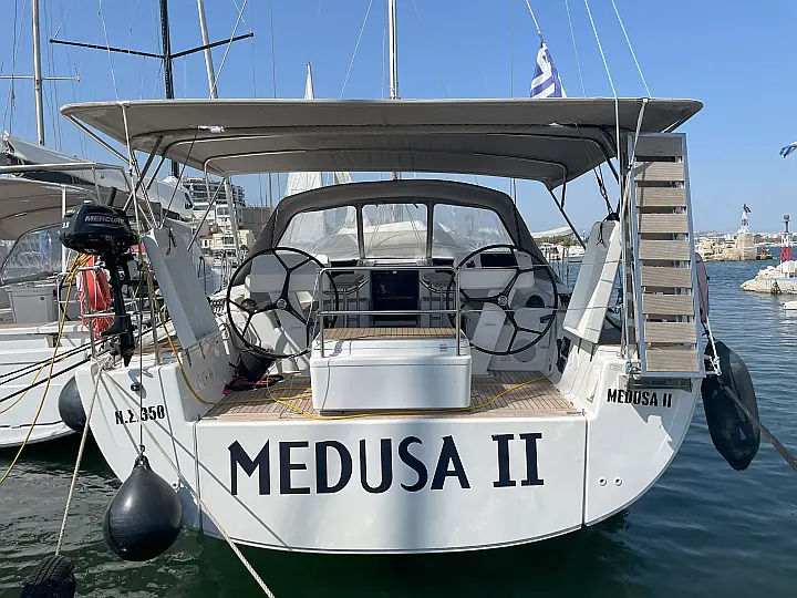 Hanse 508 - External image