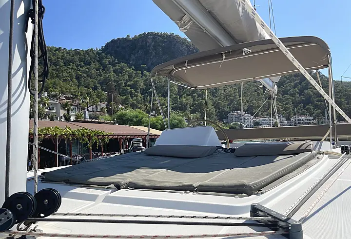 Lagoon 450 F - 