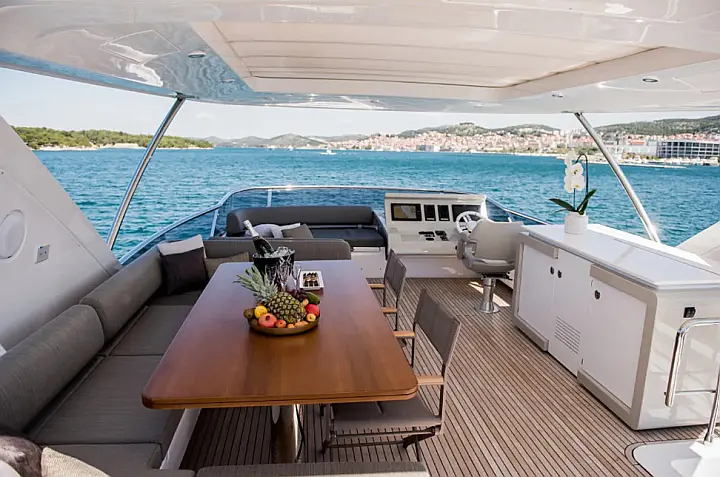 Azimut 72 - 