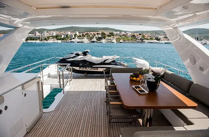 Azimut 72 - 