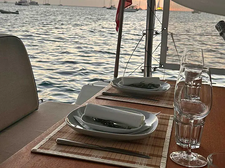 Lagoon 42 - 