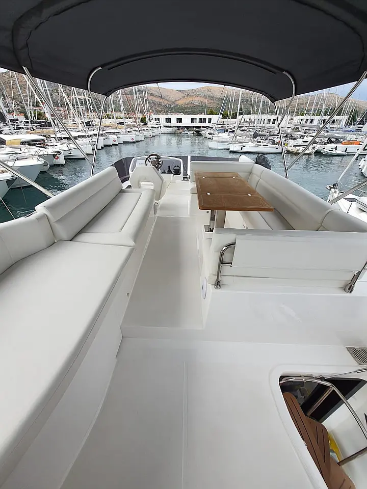 Monte Carlo 52 - 